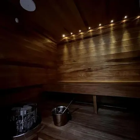 Santa'S Gateway Home, Sauna By Lapland Host * Rovaniemi