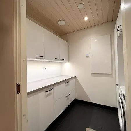 Cozy House Nearby The Services Apartment